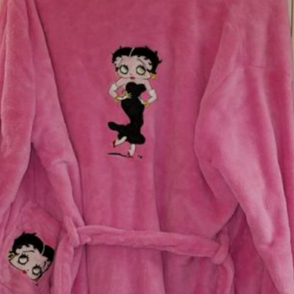 BETTY BOOP VINTAGE ROBES